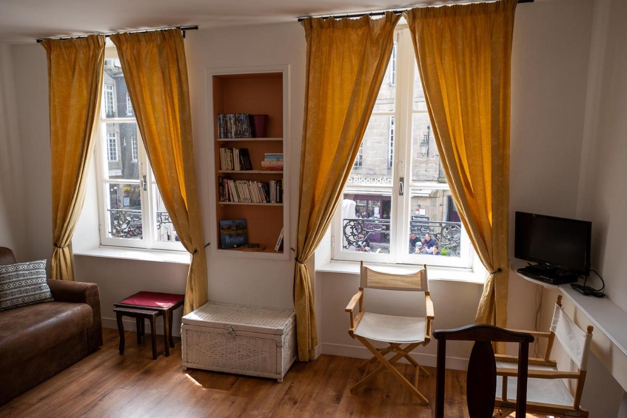 Appartement Place Des Cordeliers Динан Экстерьер фото